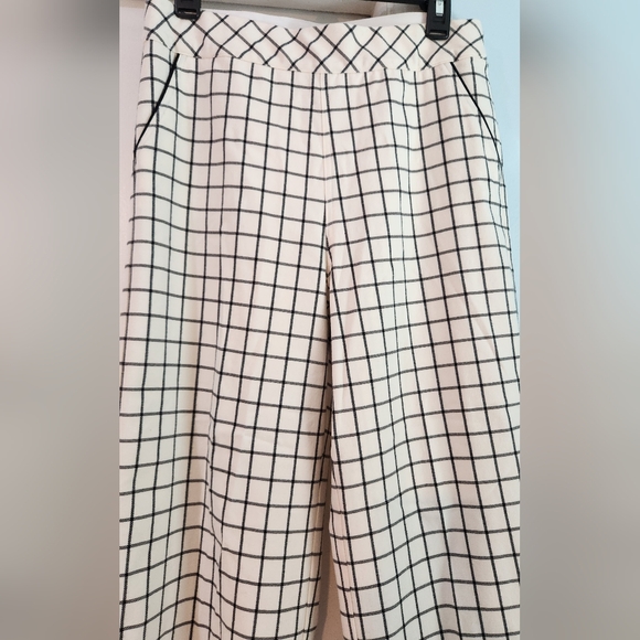 Women's Sara Campbell white pants with black stripes size M - Picture 8 of 10